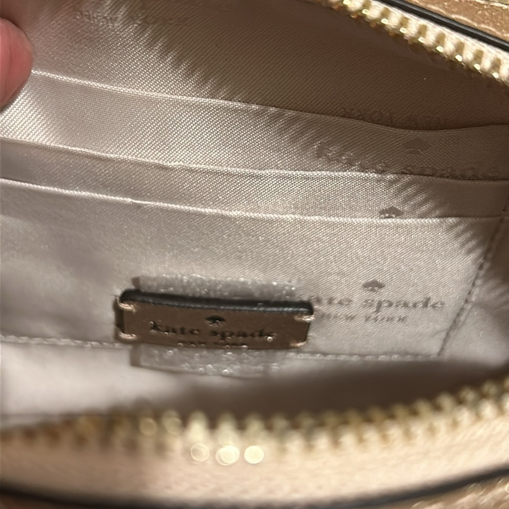 Kate Spade Glimmer Glitter Oval Camera Crossbody Bag In Gold NWT - Picture 8 of 9